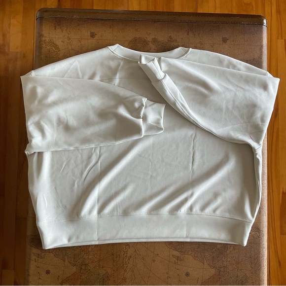 Lululemon Softstreme Perfectly Oversized Cropped Crew, Bone, size 14 - Picture 6 of 6